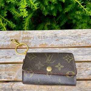 Louis Vuitton Monogram 6 Key Ring Holder w/ Unbranded Keychain | Wallet | Unisex